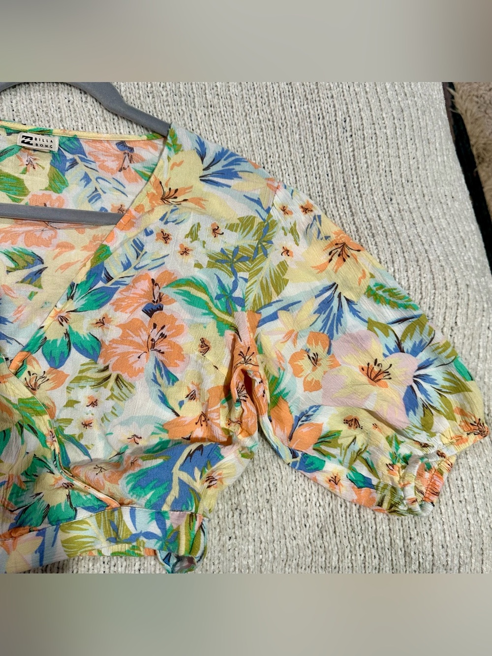 Billabong Too Cute Crop Top - medium - Picture 4 of 8
